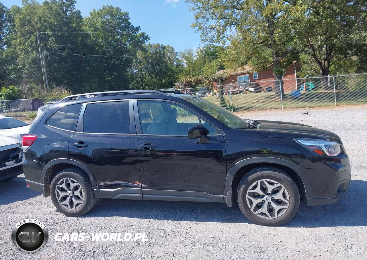 2020 Subaru Forester Premium VIN:JF2SKAGC5LH415329 - 14