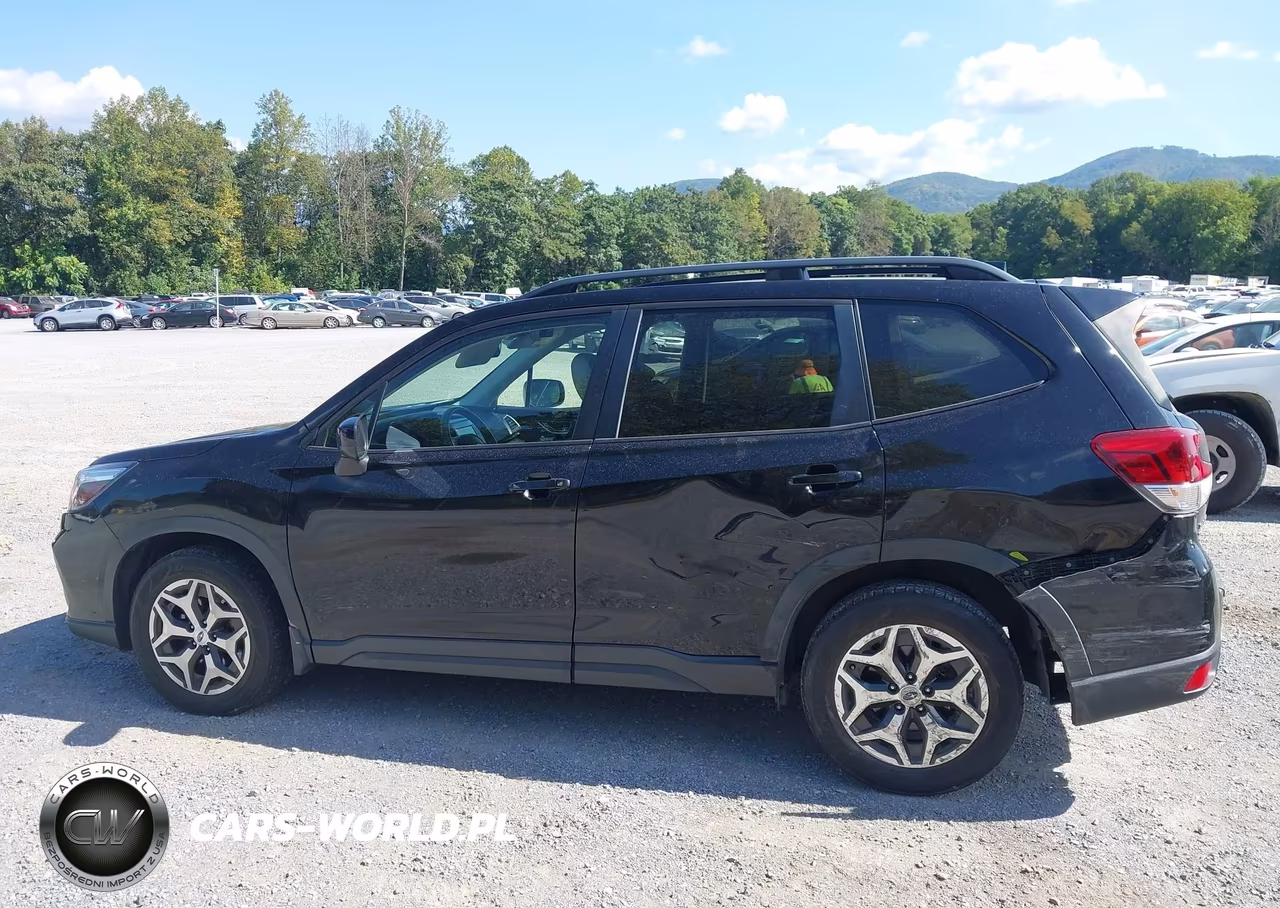 2020 Subaru Forester Premium VIN:JF2SKAGC5LH415329 - 15