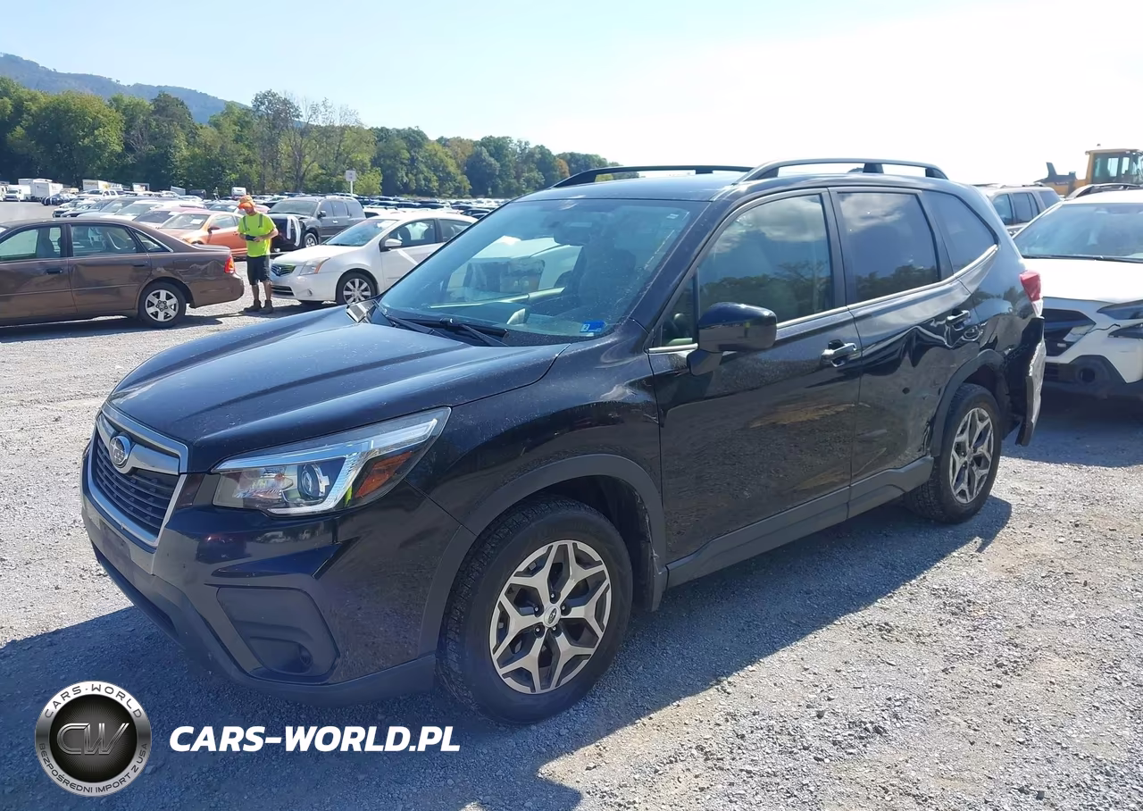 2020 Subaru Forester Premium VIN:JF2SKAGC5LH415329 - 2