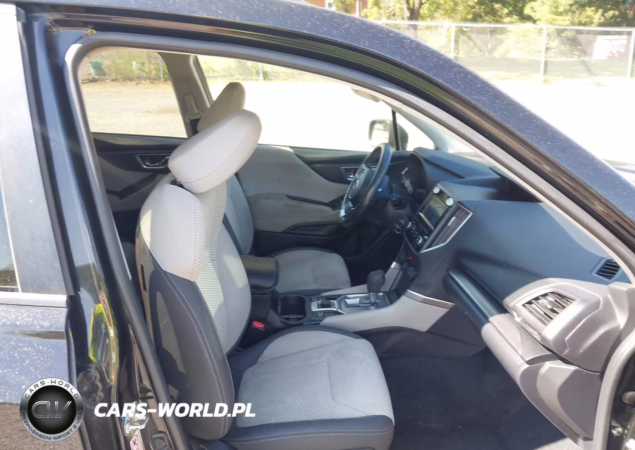 2020 Subaru Forester Premium VIN:JF2SKAGC5LH415329 - 5