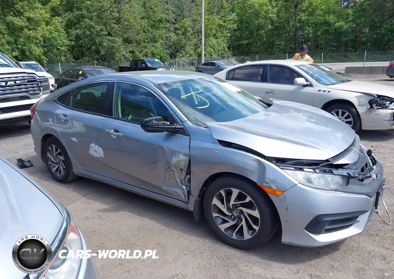 2018 Honda Civic Lx VIN:2HGFC2F5XJH605819 - 13