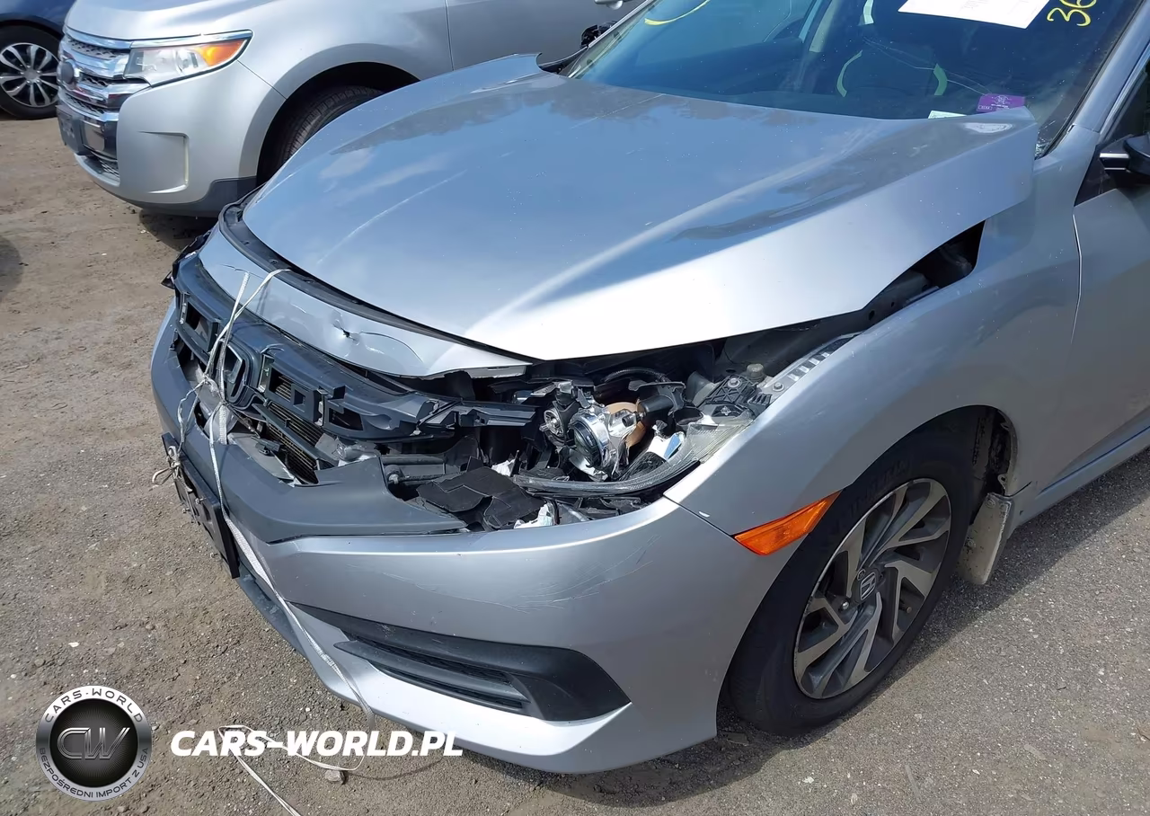 2018 Honda Civic Lx VIN:2HGFC2F5XJH605819 - 6