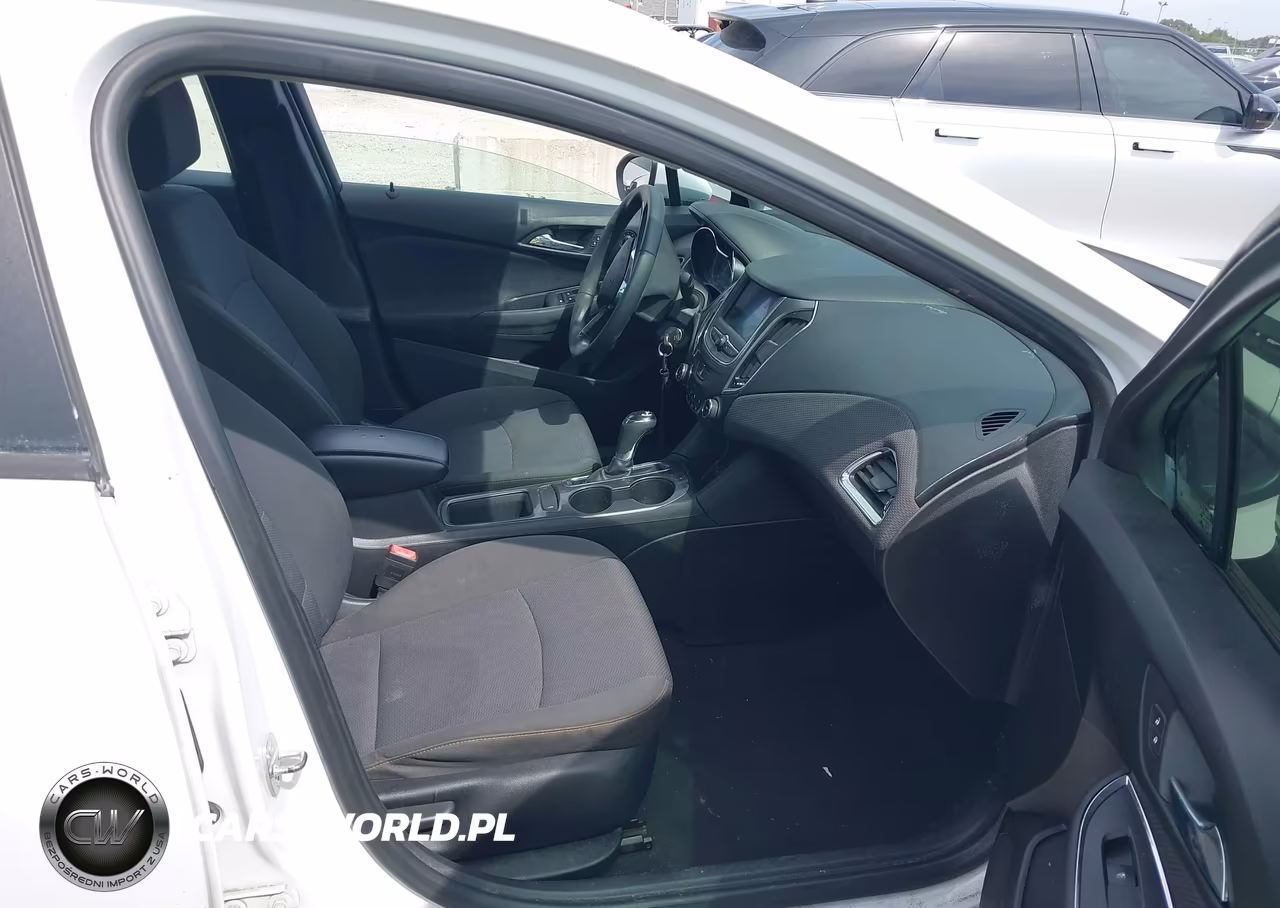 2019 Chevrolet Cruze Ls VIN:1G1BC5SM3K7150412 - 5