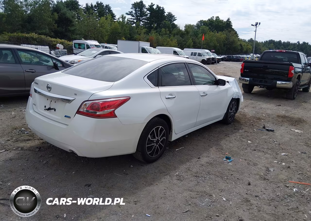 2013 Nissan Altima 2.5 S VIN:1N4AL3AP9DC108460 - 4
