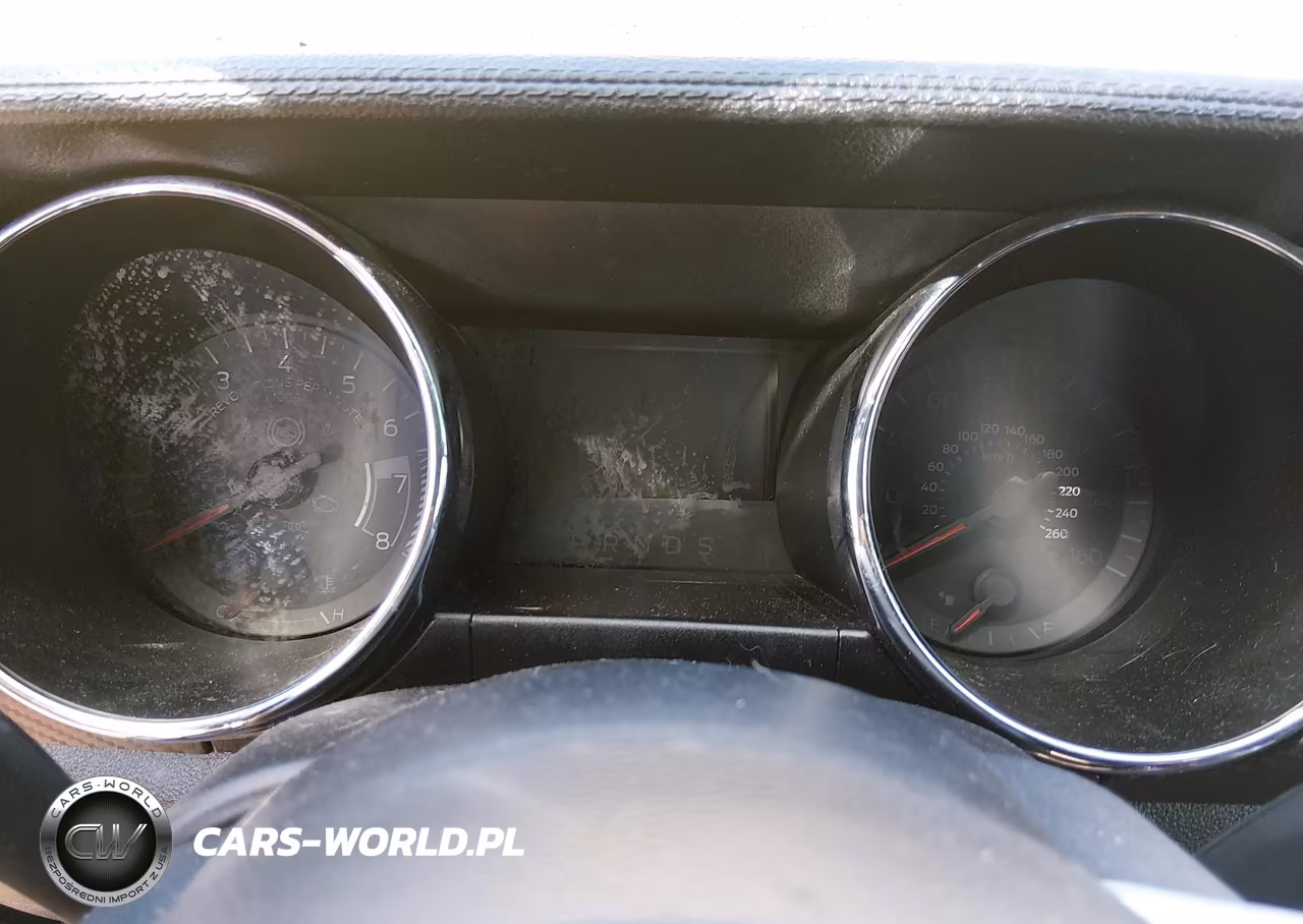 2015 Ford Mustang V6 VIN:1FATP8EM5F5338370 - 16