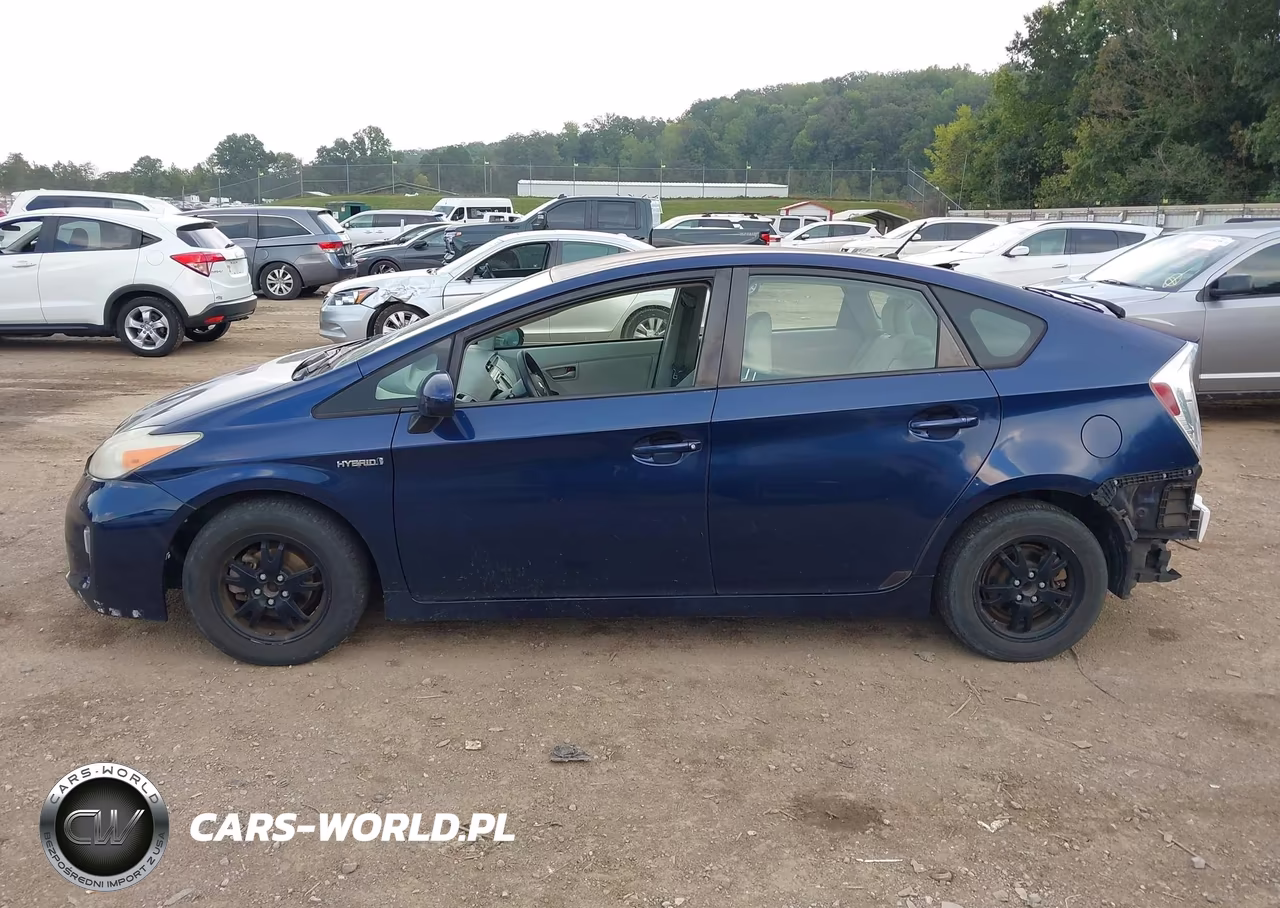 2013 Toyota Prius VIN:JTDKN3DU2D1621880 - 15