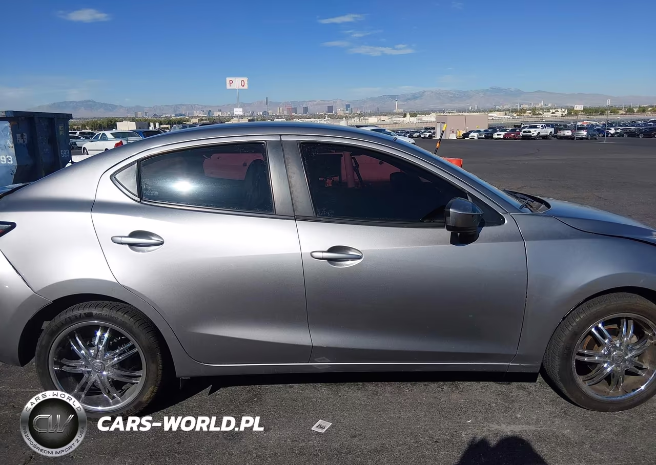 2016 Scion Ia VIN:3MYDLBZV5GY140131 - 13