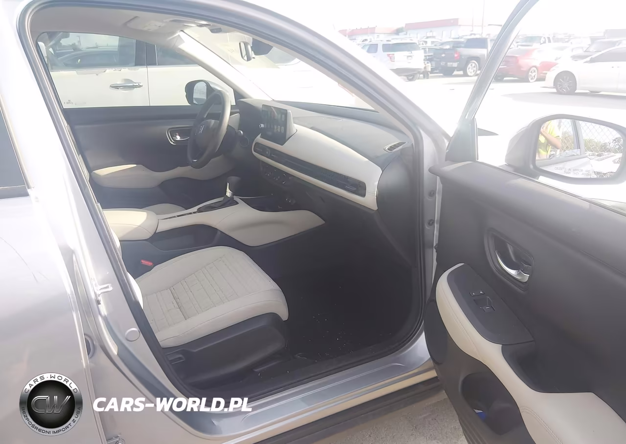 2026 Honda Hr-V 2Wd Lx VIN:3CZRZ1H33TM706716 - 5