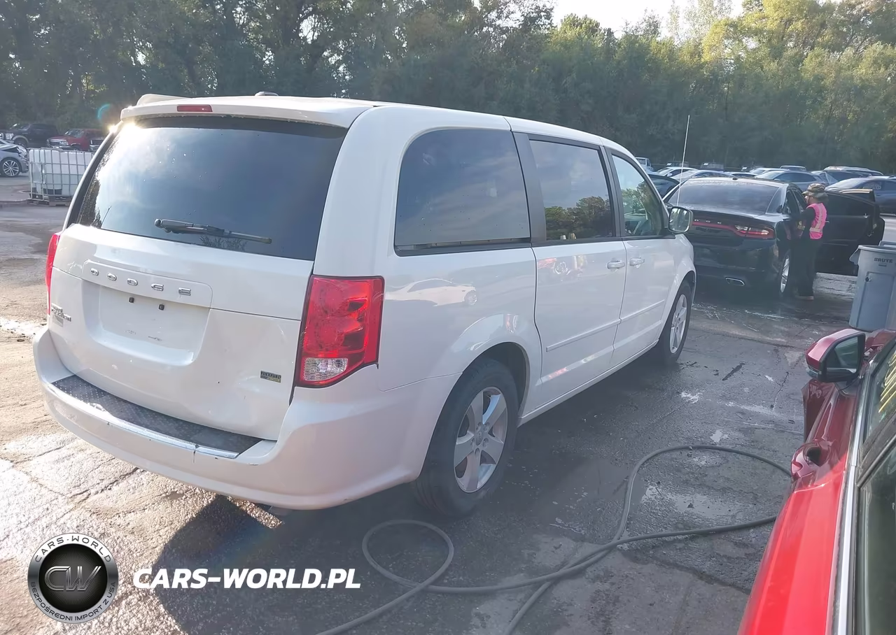 2013 Dodge Grand Caravan Se VIN:2C4RDGBG6DR628185 - 4
