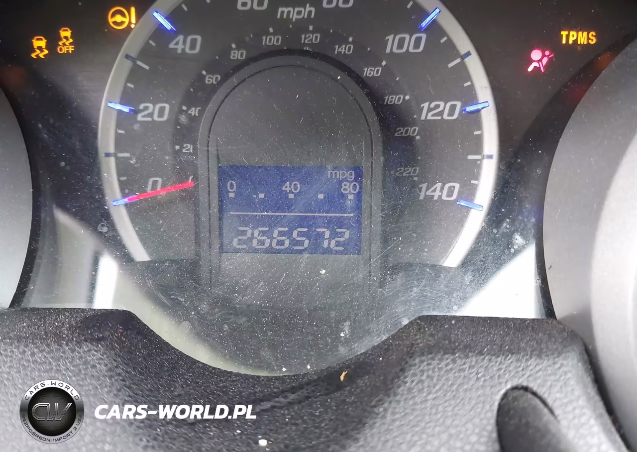 2013 Honda Fit VIN:JHMGE8H32DC074701 - 7