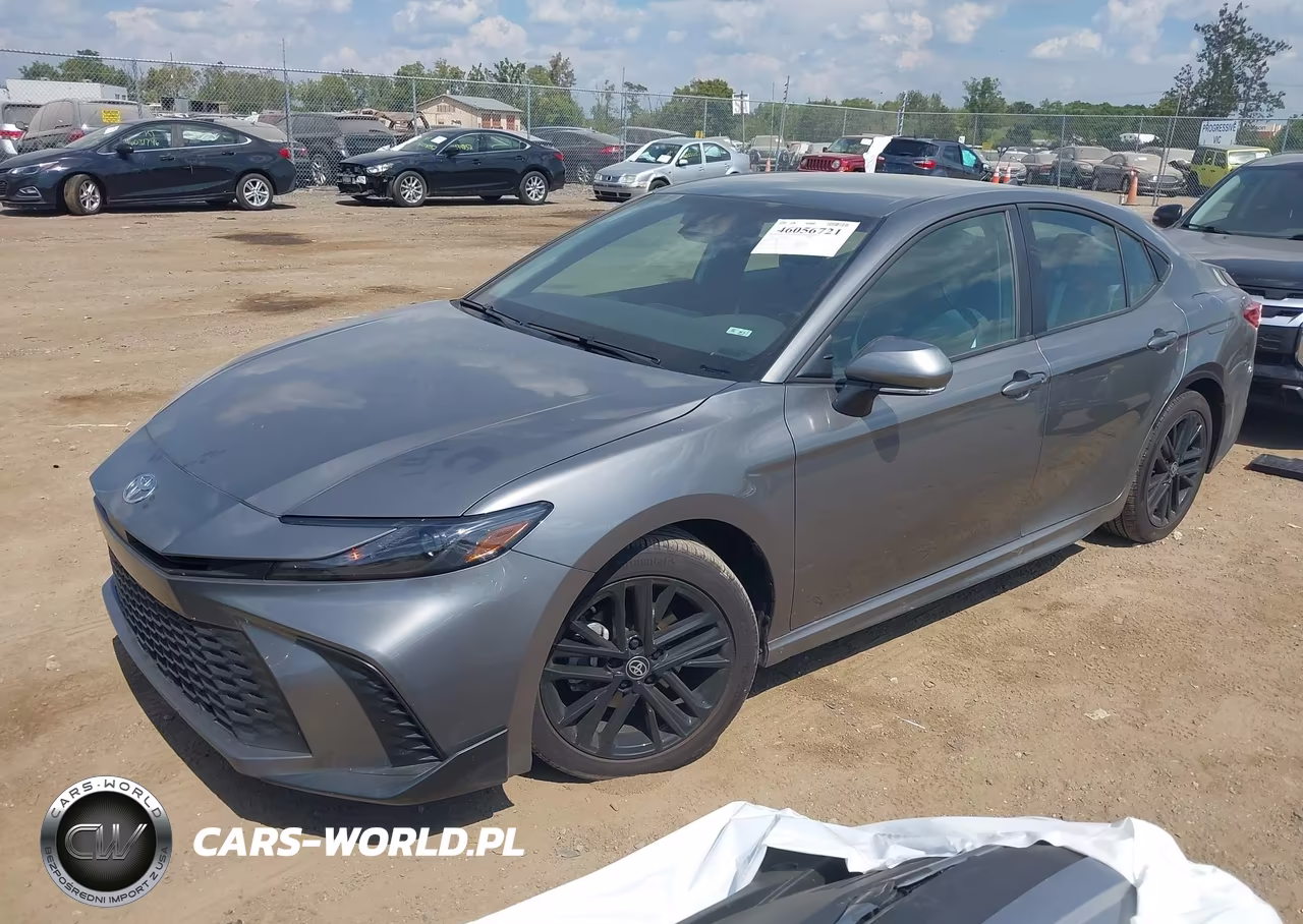 2026 Toyota Camry Se VIN:4T1DAACK6TU690945 - 2