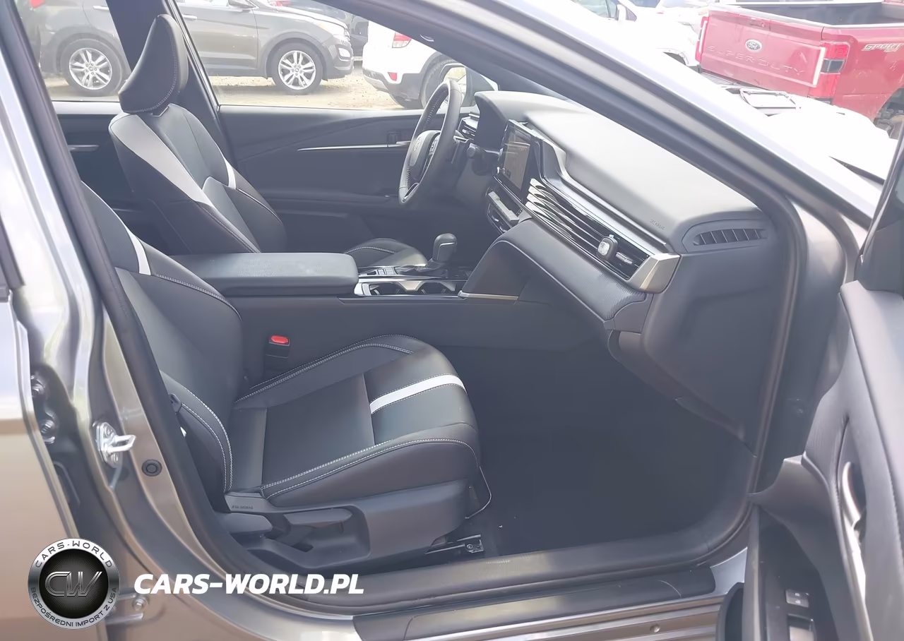 2026 Toyota Camry Se VIN:4T1DAACK6TU690945 - 5