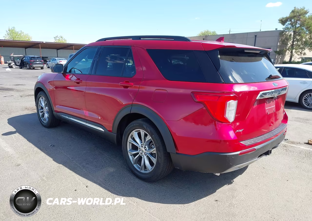 2020 Ford Explorer Xlt VIN:1FMSK7DH3LGC10059 - 3