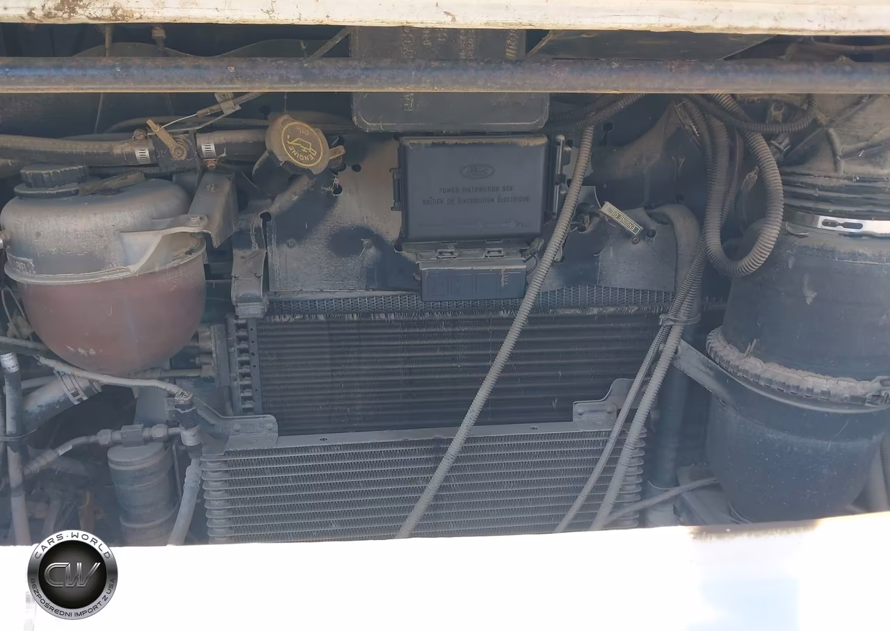 1999 Ford F550 Super Duty Stripped Chass VIN:3FCMF53S6XJA26413 - 10