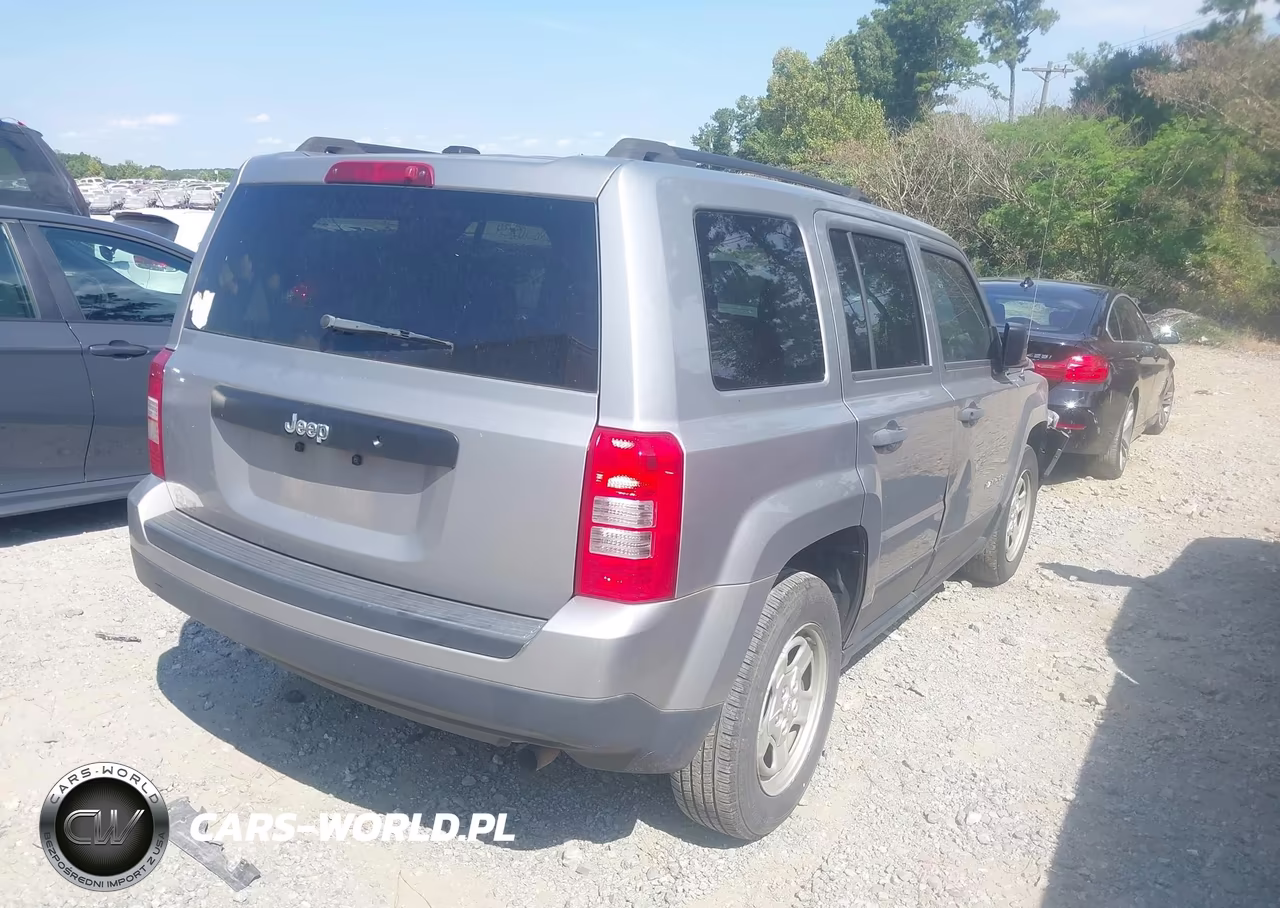 2016 Jeep Patriot Sport VIN:1C4NJPBBXGD601607 - 4