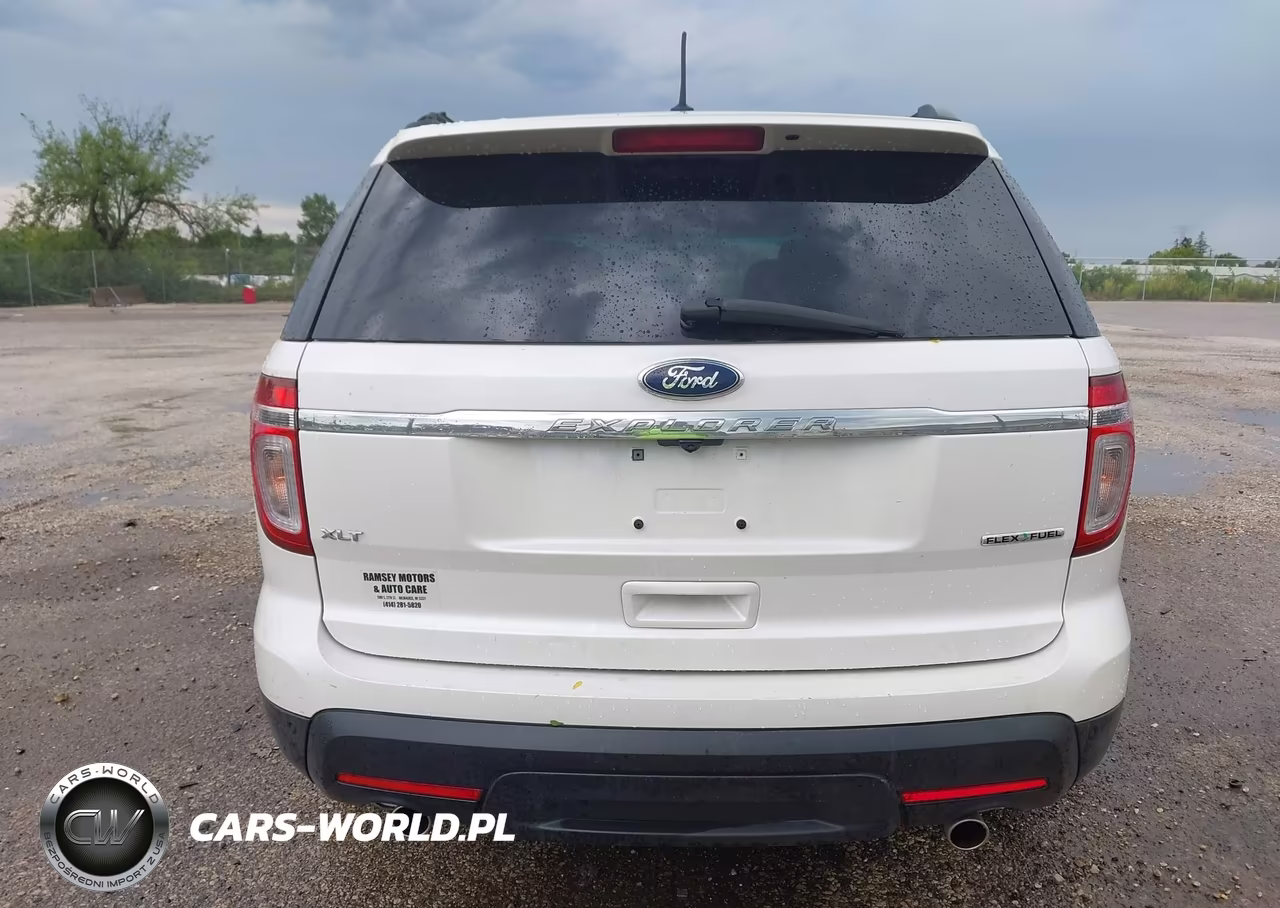 2015 Ford Explorer Xlt VIN:1FM5K7D83FGC47064 - 16