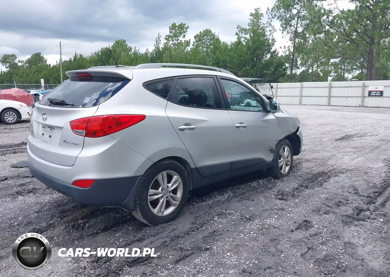 2011 Hyundai Tucson Gls VIN:KM8JU3AC9BU260309 - 4