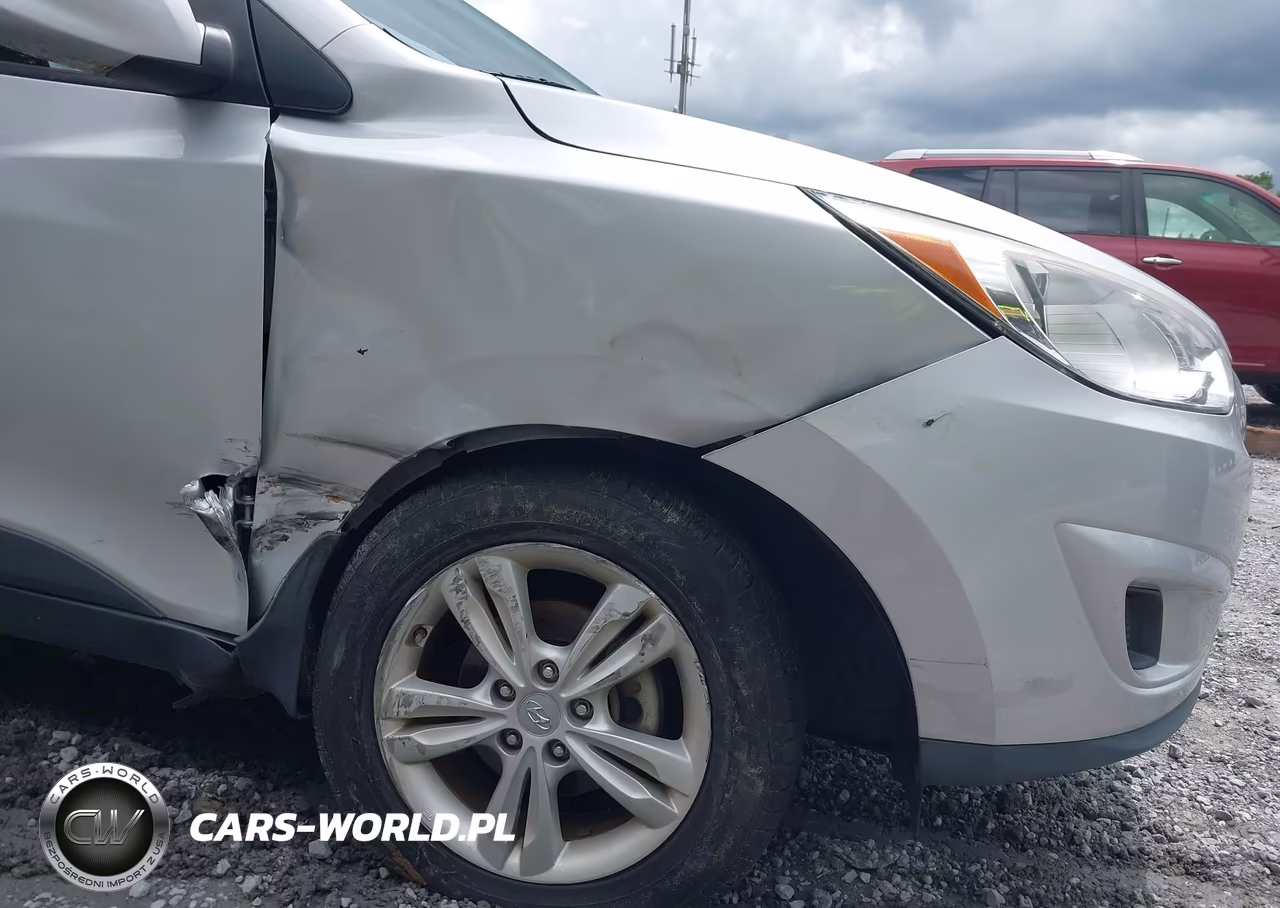 2011 Hyundai Tucson Gls VIN:KM8JU3AC9BU260309 - 6