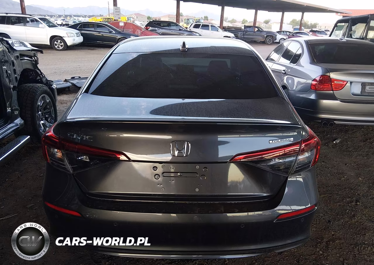 2024 Honda Civic Touring VIN:2HGFE1F94RH305311 - 16