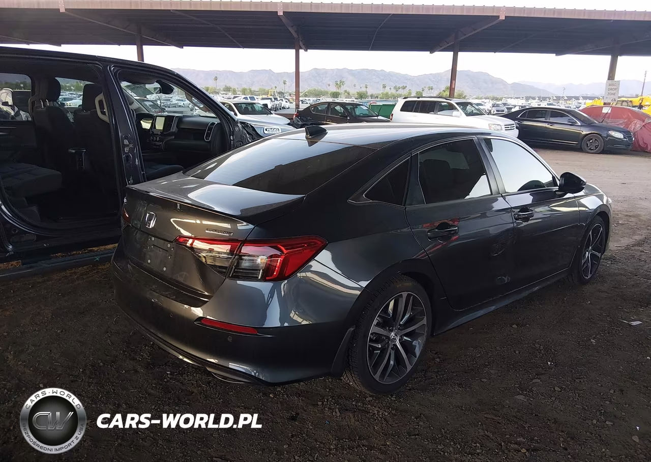 2024 Honda Civic Touring VIN:2HGFE1F94RH305311 - 4