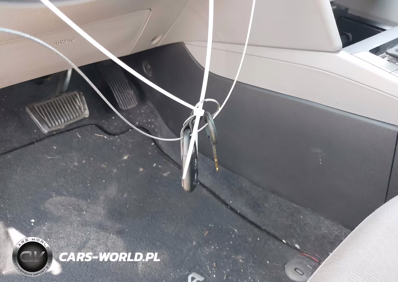 2018 Hyundai Elantra Sel VIN:5NPD84LF8JH362941 - 11