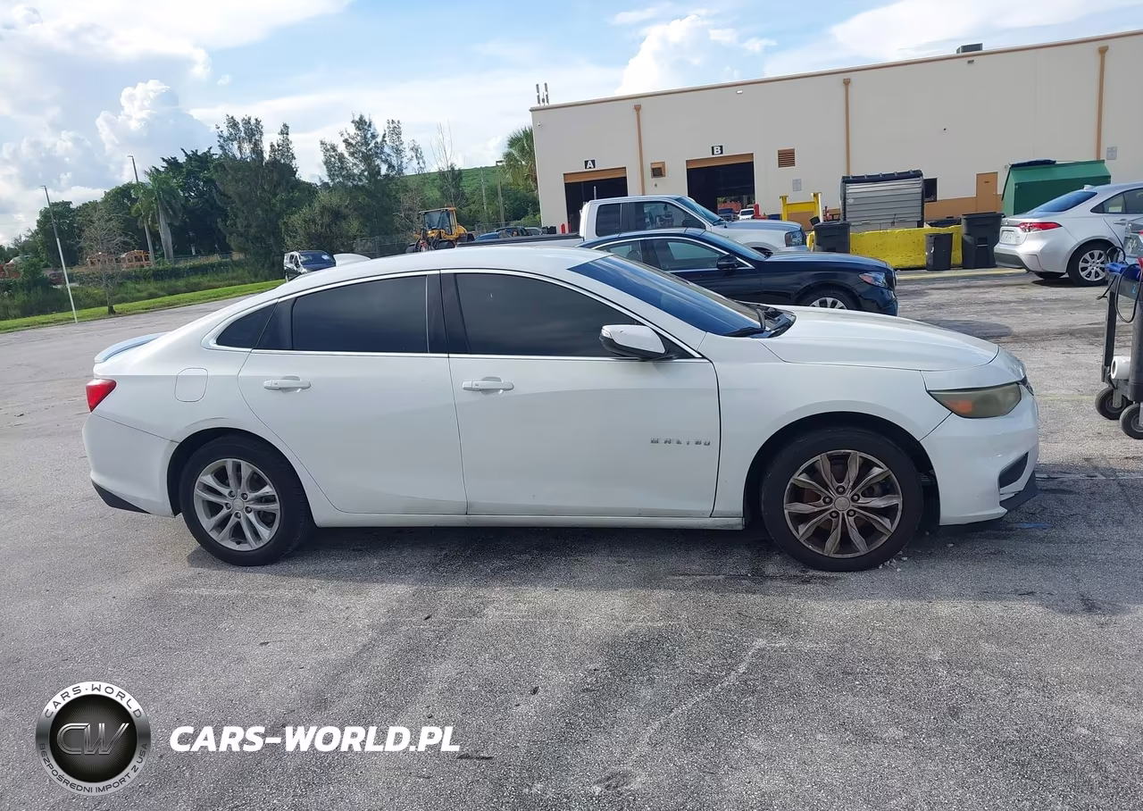 2017 Chevrolet Malibu 1Lt VIN:1G1ZE5ST8HF198096 - 12