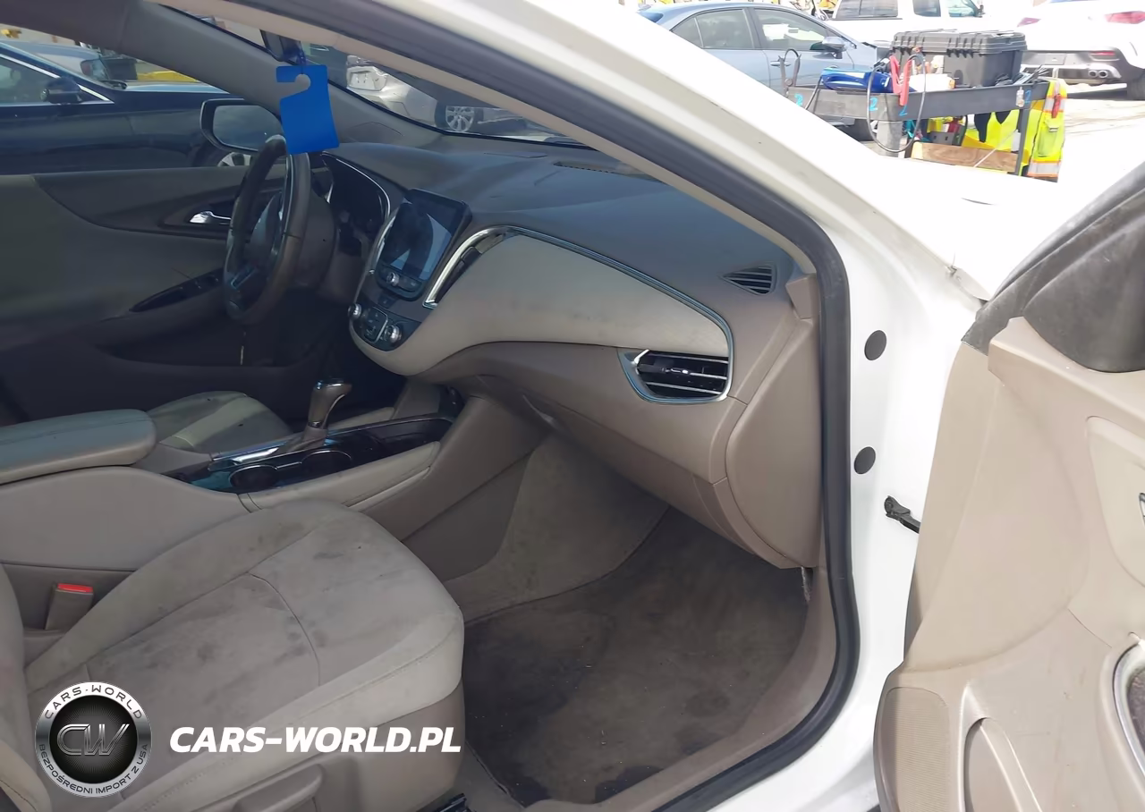 2017 Chevrolet Malibu 1Lt VIN:1G1ZE5ST8HF198096 - 5