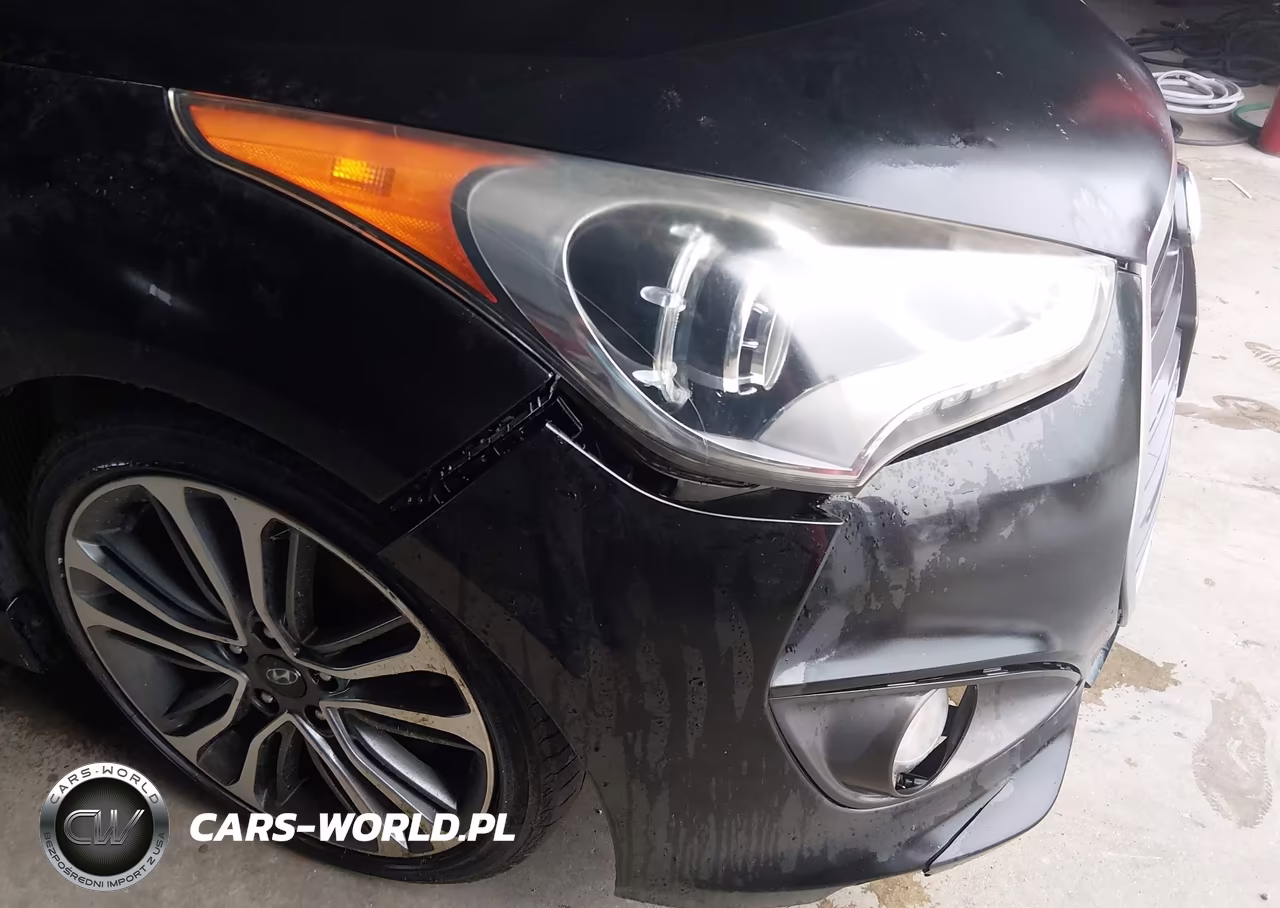 2016 Hyundai Veloster Turbo VIN:KMHTC6AE2GU281251 - 6