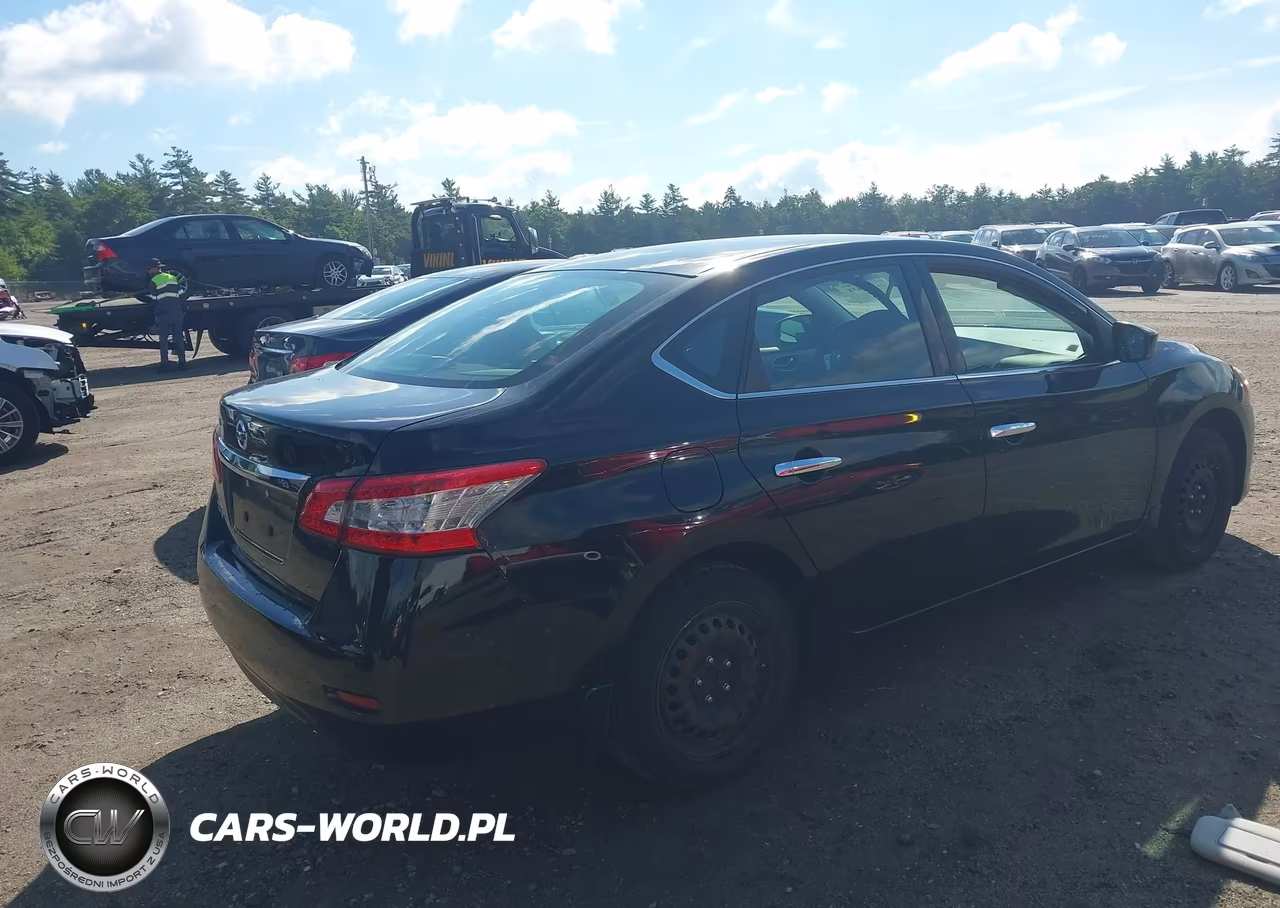 2015 Nissan Sentra S VIN:3N1AB7AP8FY346947 - 4