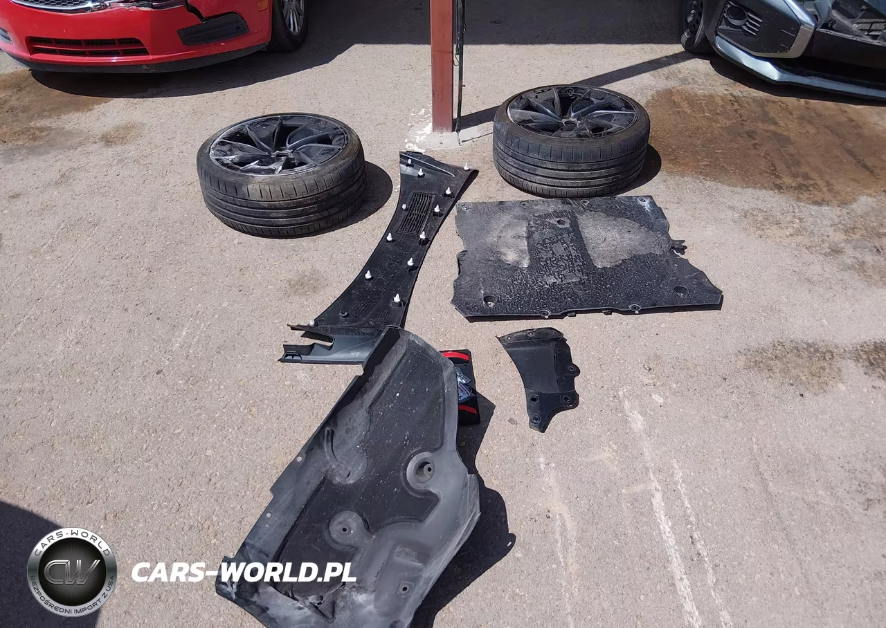 2026 Tesla Model 3 Performance All-Wheel Drive VIN:5YJ3E1ET7TF130791 - 11