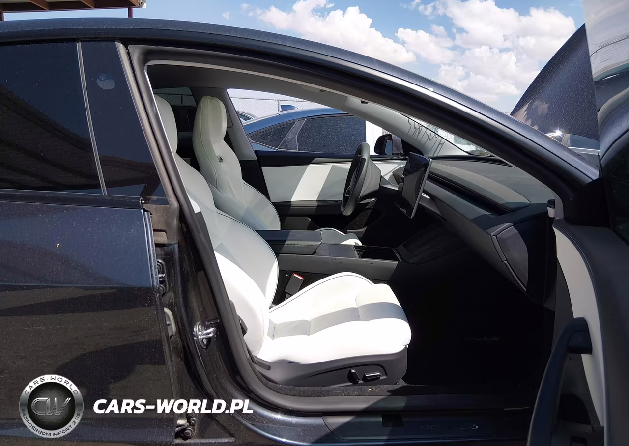 2026 Tesla Model 3 Performance All-Wheel Drive VIN:5YJ3E1ET7TF130791 - 5