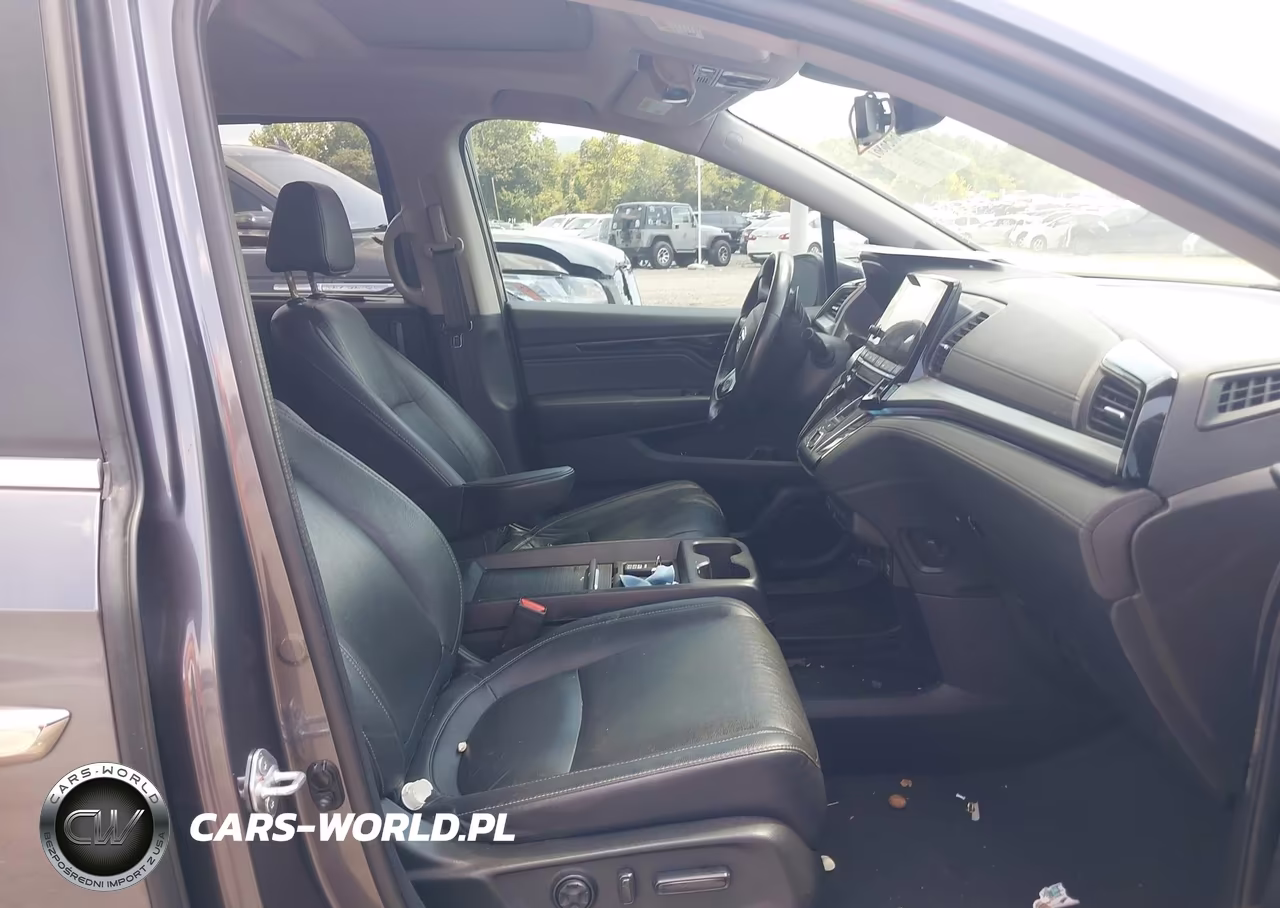 2021 Honda Odyssey Touring VIN:5FNRL6H89MB032612 - 5