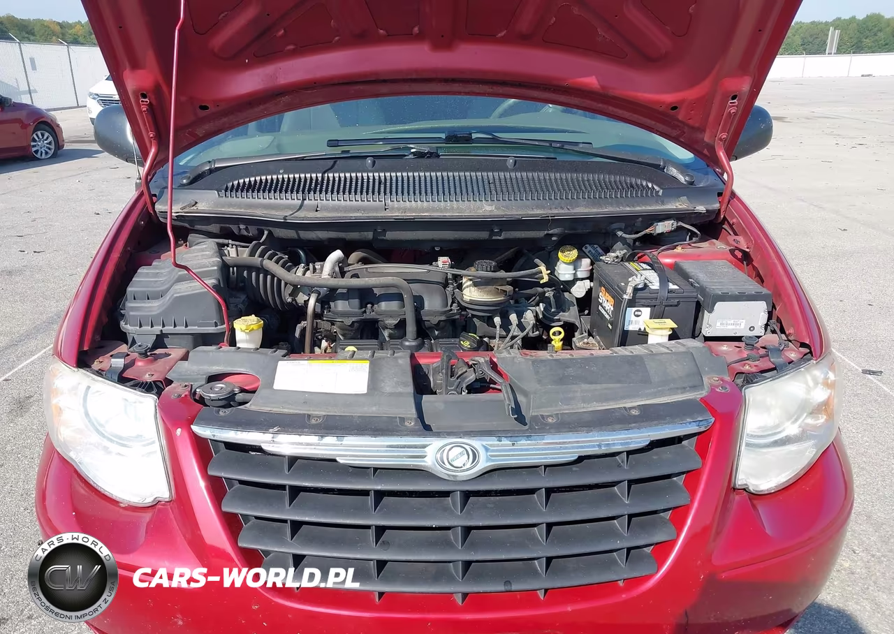 2007 Chrysler Town & Country Touring VIN:2A4GP54L77R296608 - 10