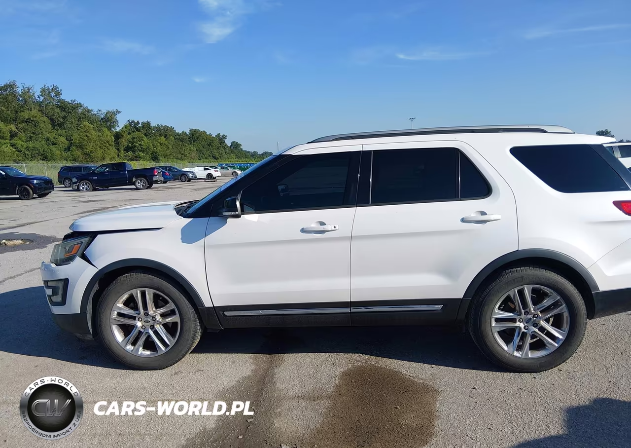2016 Ford Explorer Xlt VIN:1FM5K7D87GGC81770 - 14