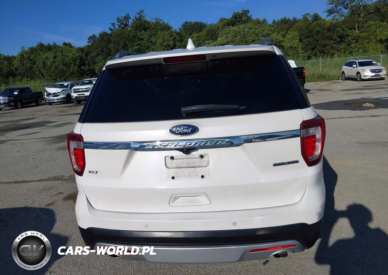 2016 Ford Explorer Xlt VIN:1FM5K7D87GGC81770 - 16