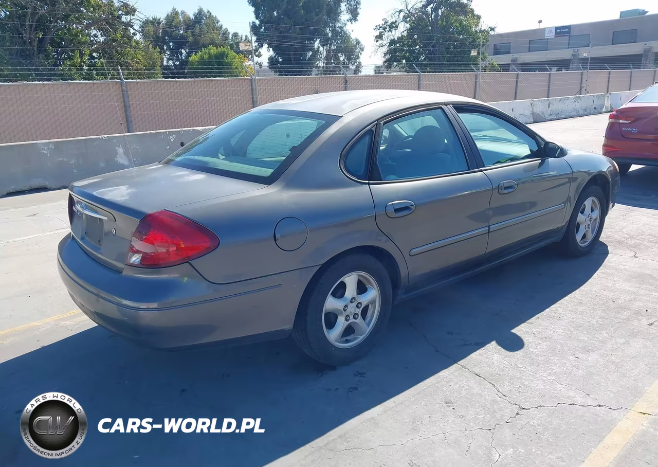 2003 Ford Taurus Ses VIN:1FAFP55UX3A142293 - 4