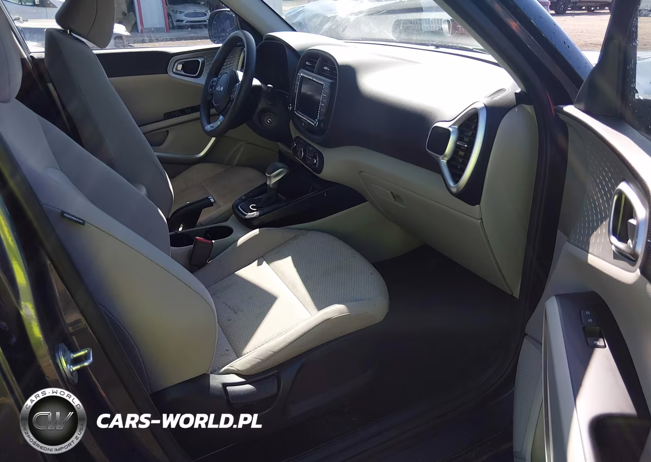2022 Kia Soul Lx VIN:KNDJ23AU7N7808152 - 5