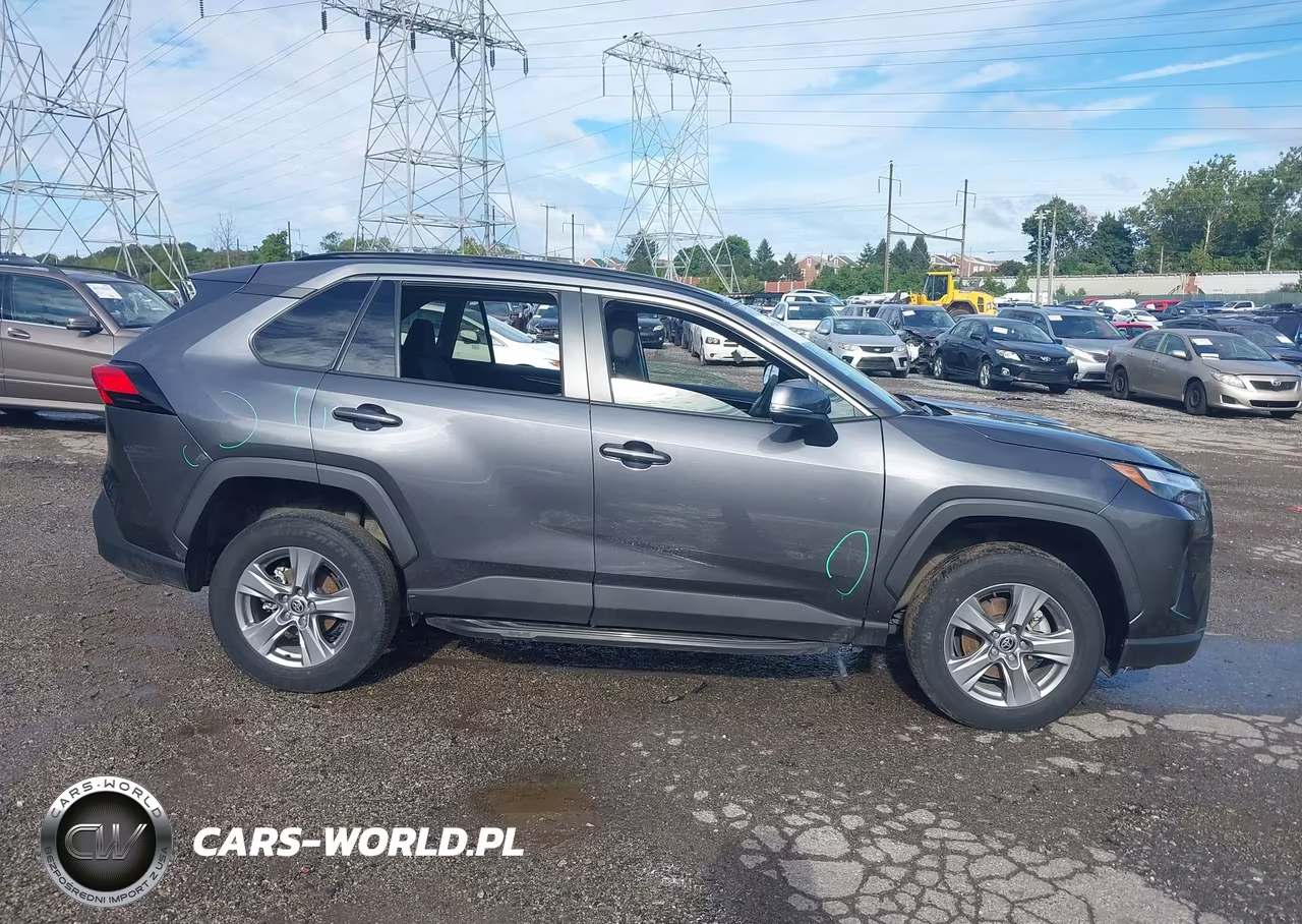 2023 Toyota Rav4 Xle VIN:2T3P1RFV0PC361545 - 13