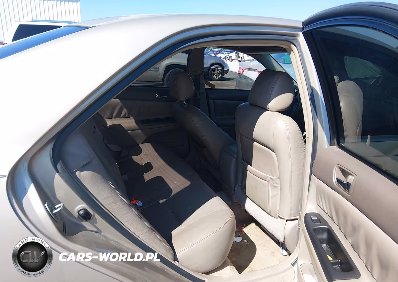 2005 Toyota Camry Le VIN:4T1BE32K75U031364 - 8
