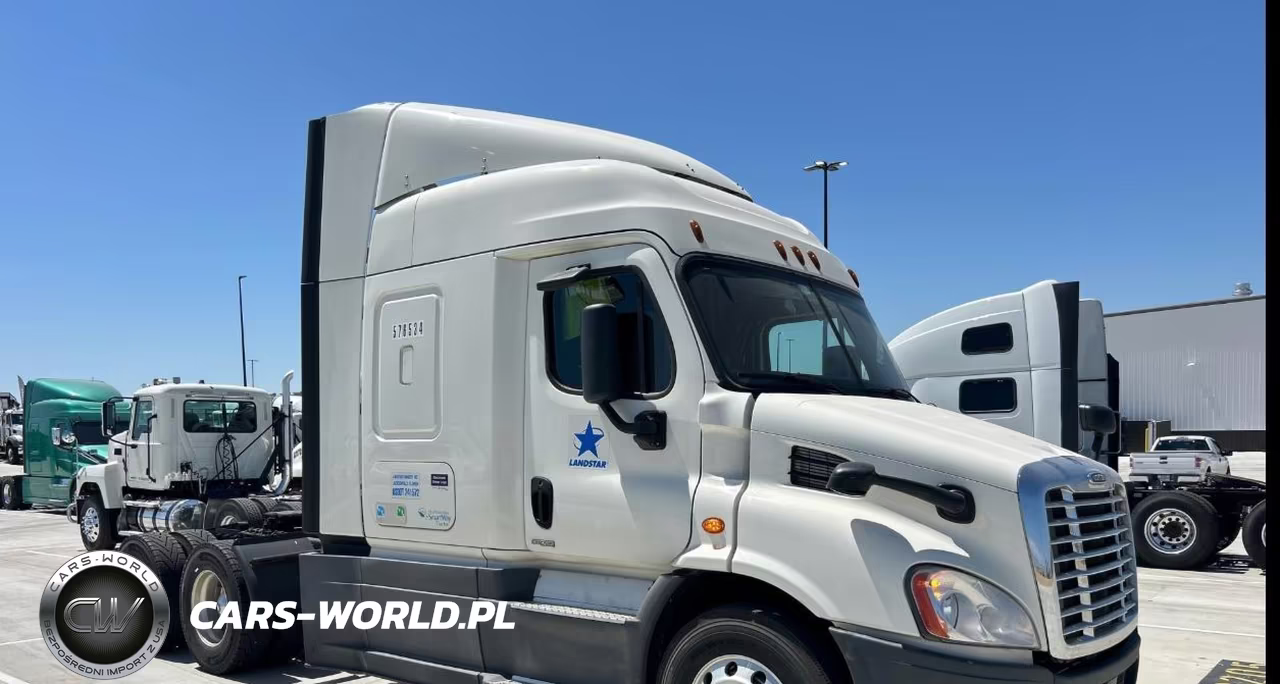 2018 Freightliner Cascadia 113