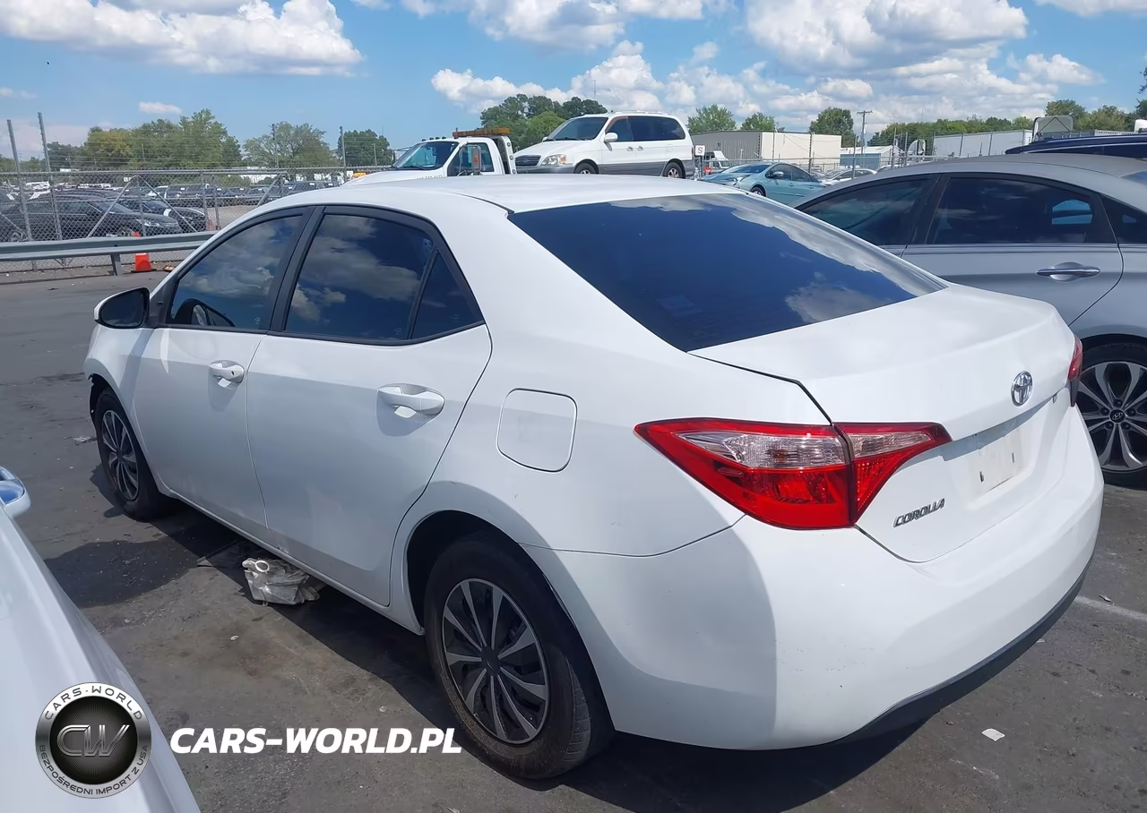 2018 Toyota Corolla L VIN:2T1BURHE5JC965896 - 15