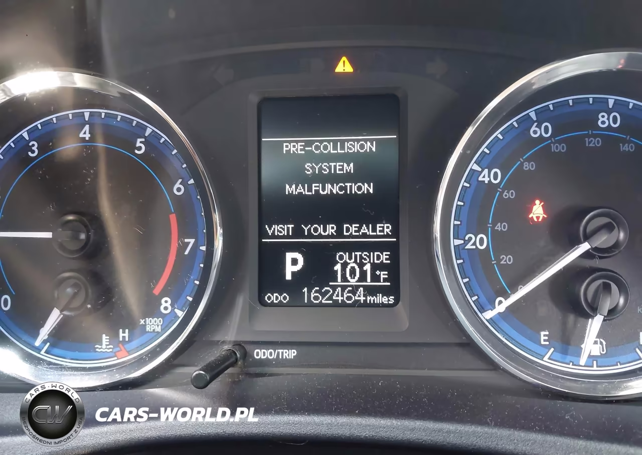 2018 Toyota Corolla L VIN:2T1BURHE5JC965896 - 16