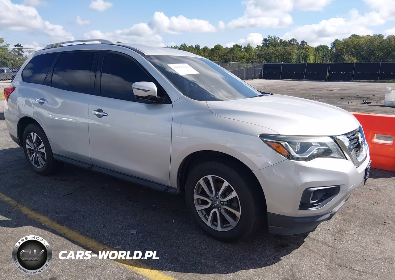 2017 Nissan Pathfinder Sl