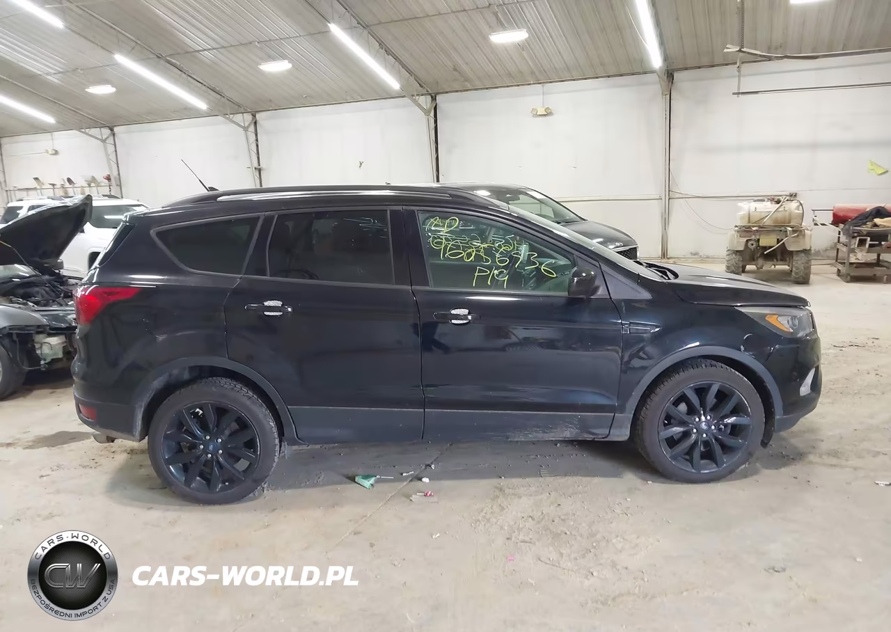 2019 Ford Escape Se VIN:1FMCU9GD2KUA93643 - 13