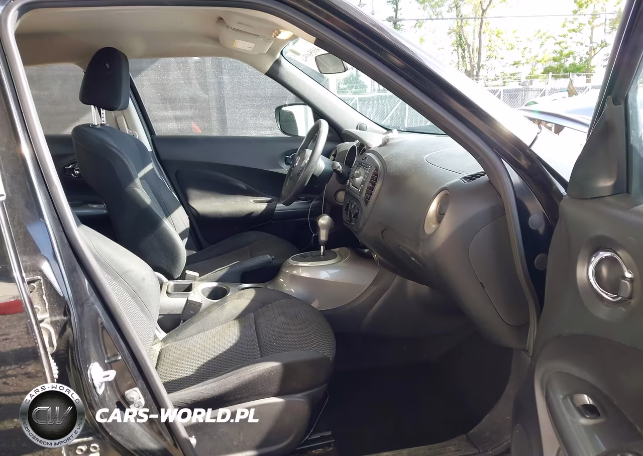 2017 Nissan Juke S VIN:JN8AF5MR2HT705888 - 5
