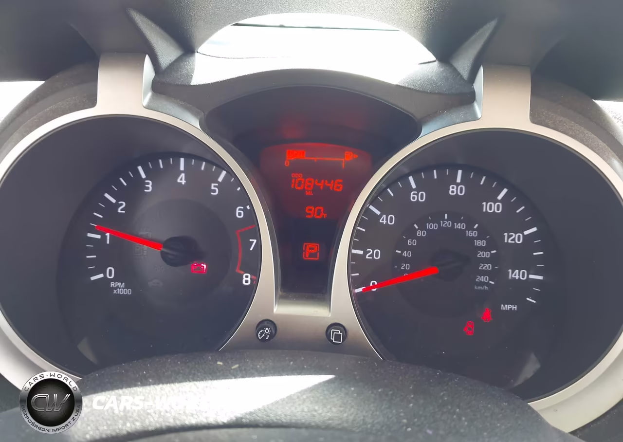 2017 Nissan Juke S VIN:JN8AF5MR2HT705888 - 7