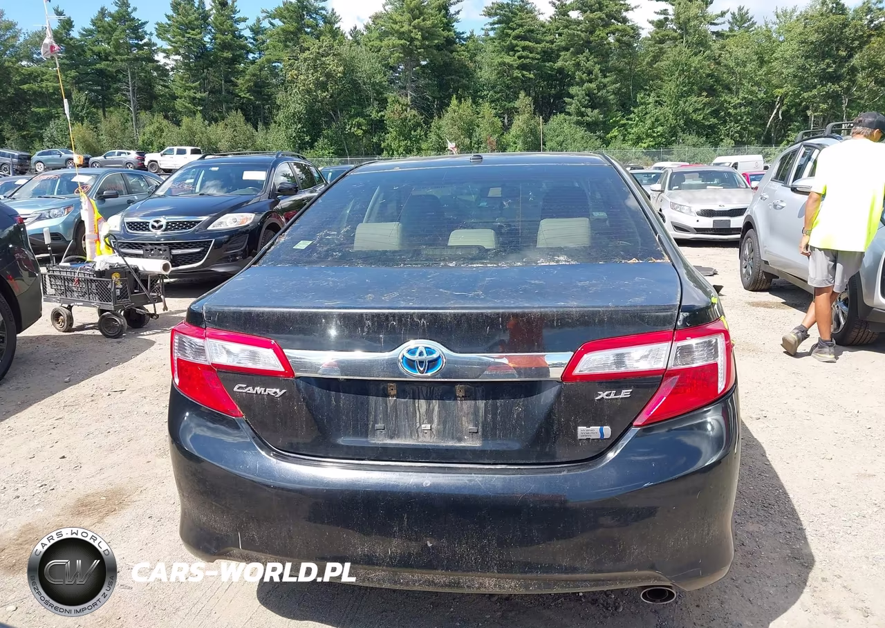 2014 Toyota Camry Hybrid Xle VIN:4T1BD1FK8EU138876 - 16