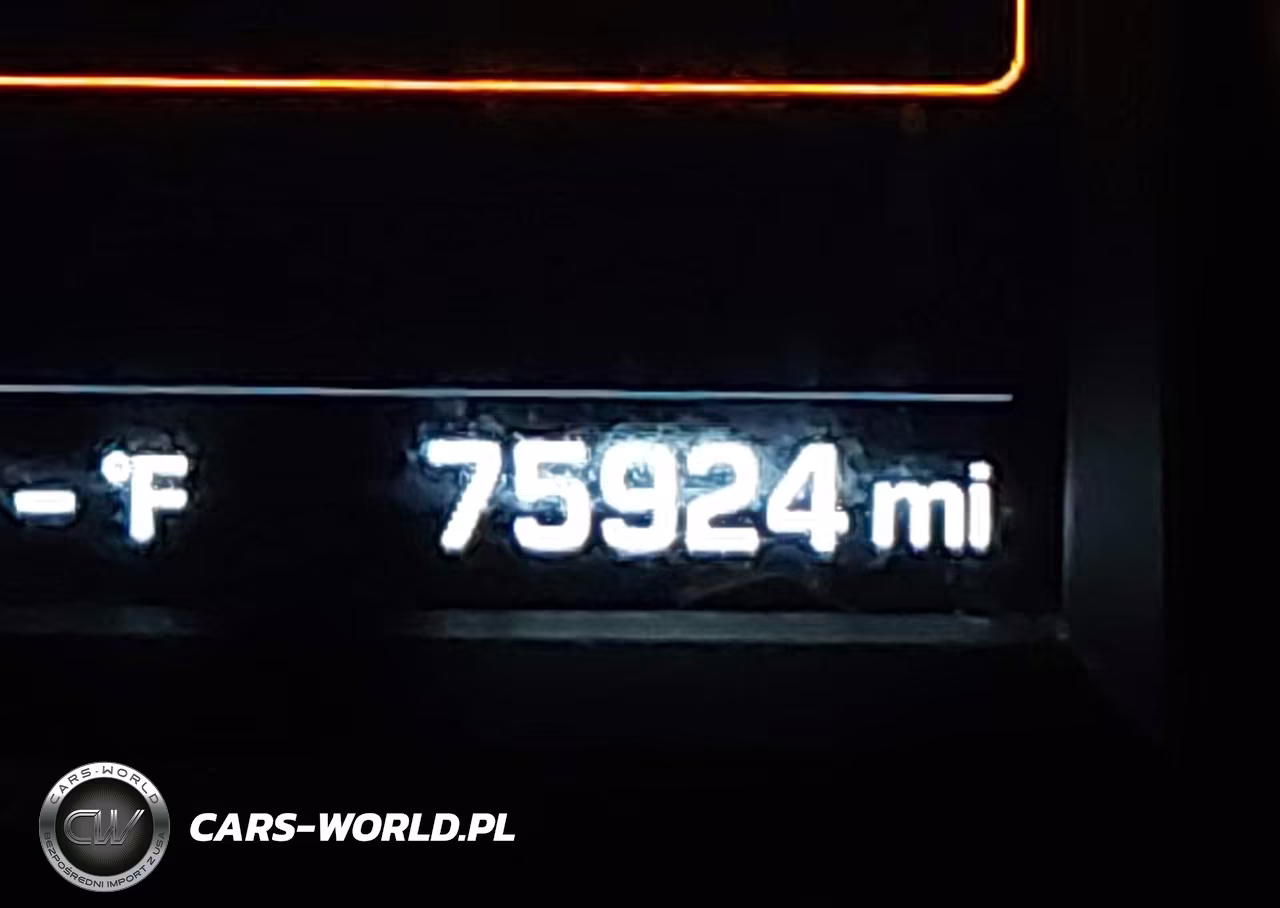 2018 Hyundai Santa Fe Sport 2.0T Ultimate VIN:5XYZWDLA0JG554796 - 15