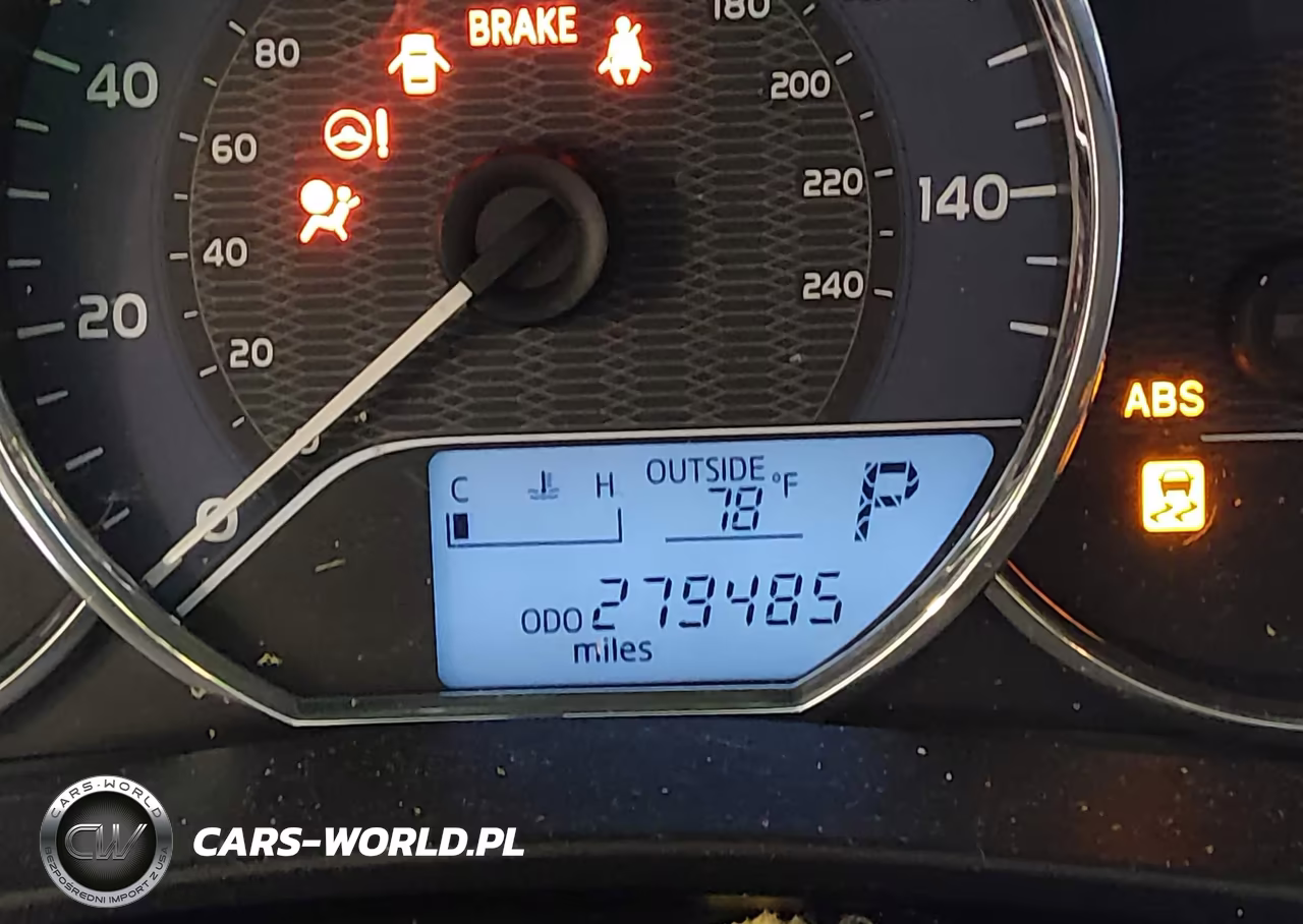2016 Toyota Corolla Le VIN:5YFBURHE3GP389251 - 16