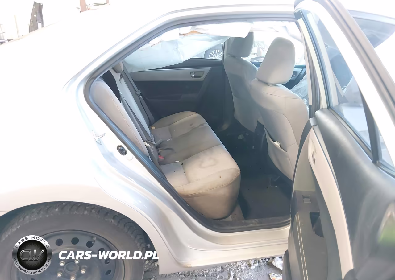2016 Toyota Corolla Le VIN:5YFBURHE3GP389251 - 8